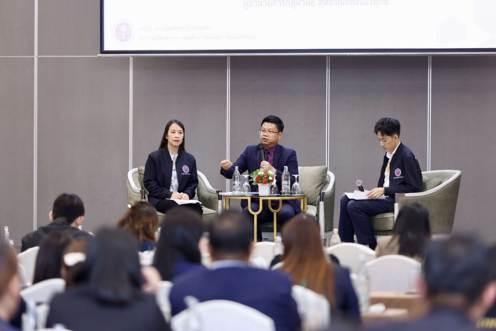 3F8FAC02 9300 4EC0 BC0E 69C2A0D0EDFE