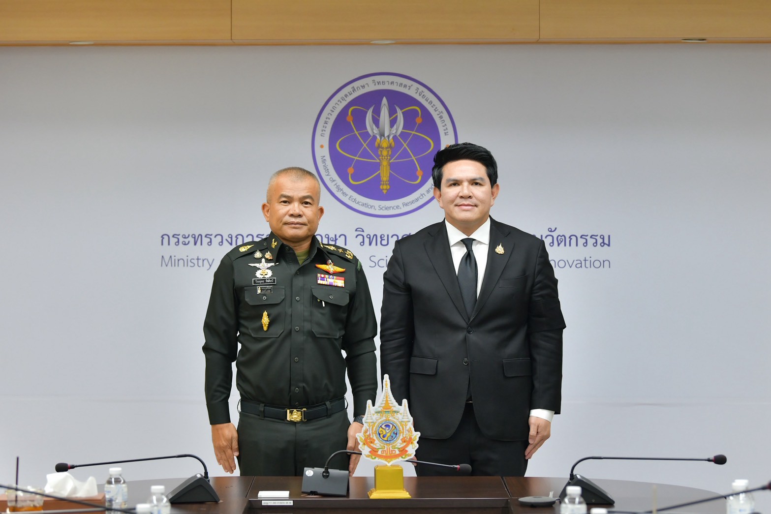 LINE ALBUM 71168 2 251107 77