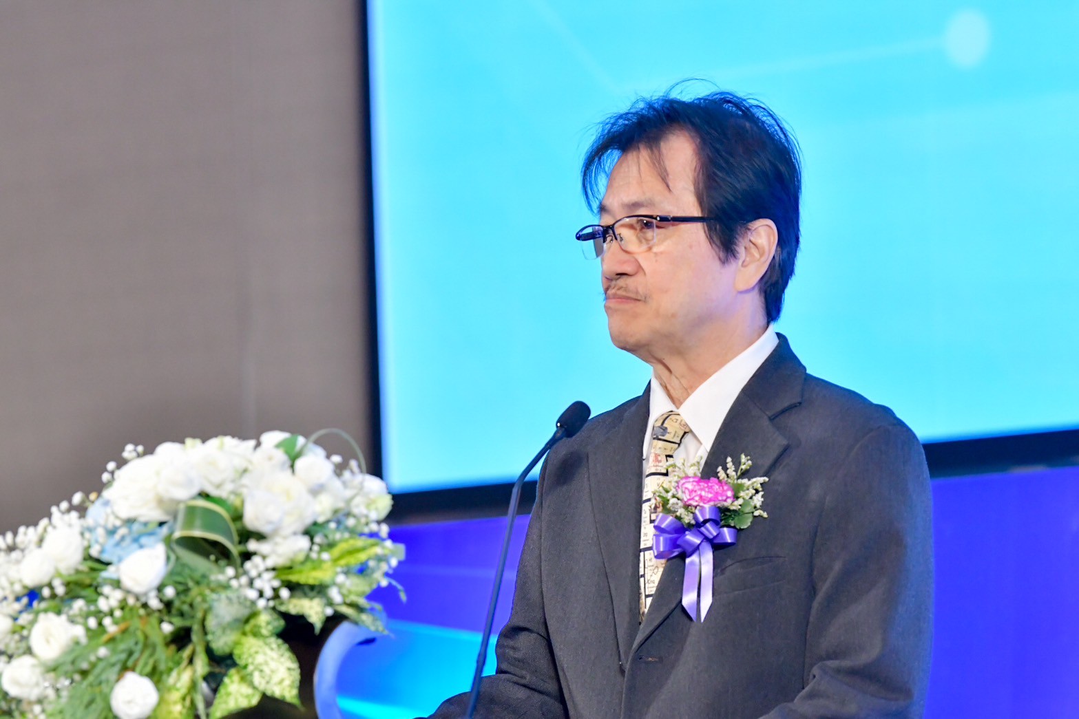 LINE ALBUM 13868 250813 11