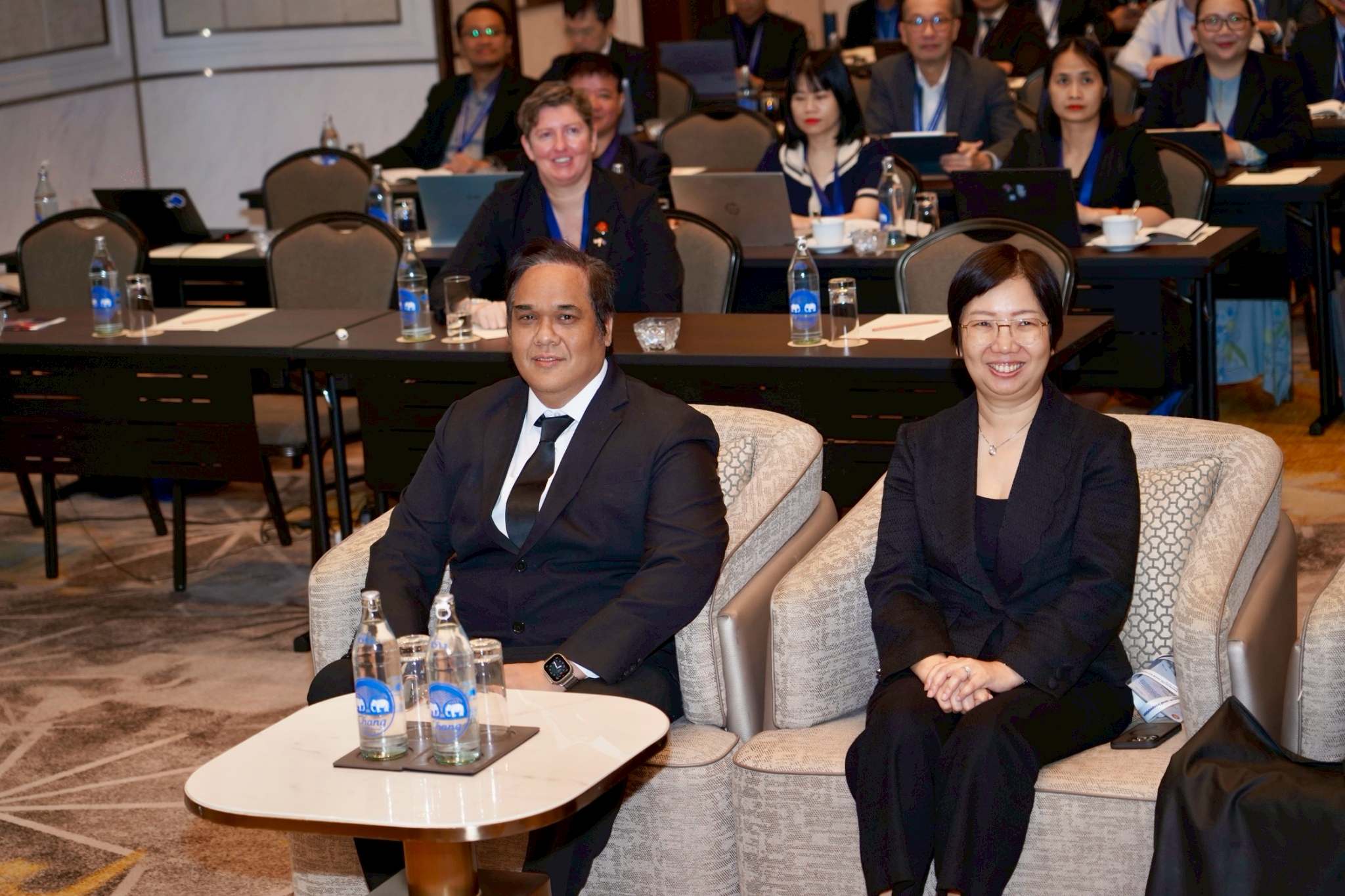 LINE ALBUM 2025.11.10 251110 3