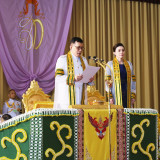 พระบาทสมเด็จพระเจ้าอยู่หัว และสมเด็จพระนางเจ้า ฯ พระบรมราชิน ... Image 3