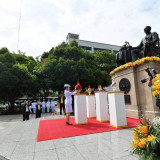 กระทรวง อว. จัดพิธีวางพุ่มดอกไม้ถวายราชสักการะพระบรมราชานุสา ... พารามิเตอร์รูปภาพ 7