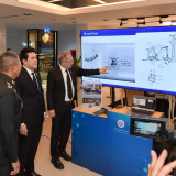 กระทรวง อว. มอบอุปกรณ์การแพทย์ภาคสนาม “สายรัดห้ามเลือดแบบก้า ... Image 2