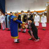 พระบาทสมเด็จพระเจ้าอยู่หัวโปรดเกล้าฯ ผู้แทนพระองค์ พระราชทาน ... พารามิเตอร์รูปภาพ 1